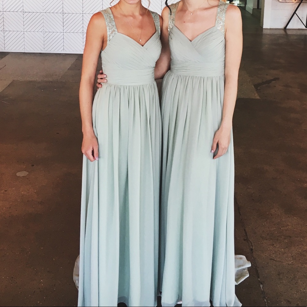 Beautiful bridesmaid/event dress (size 4)